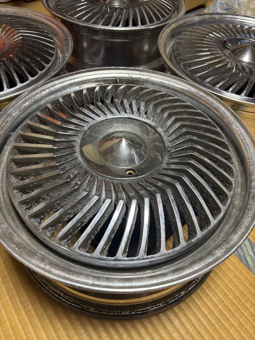 カービング17インチ 4本 クラウン ネオクラシック ！