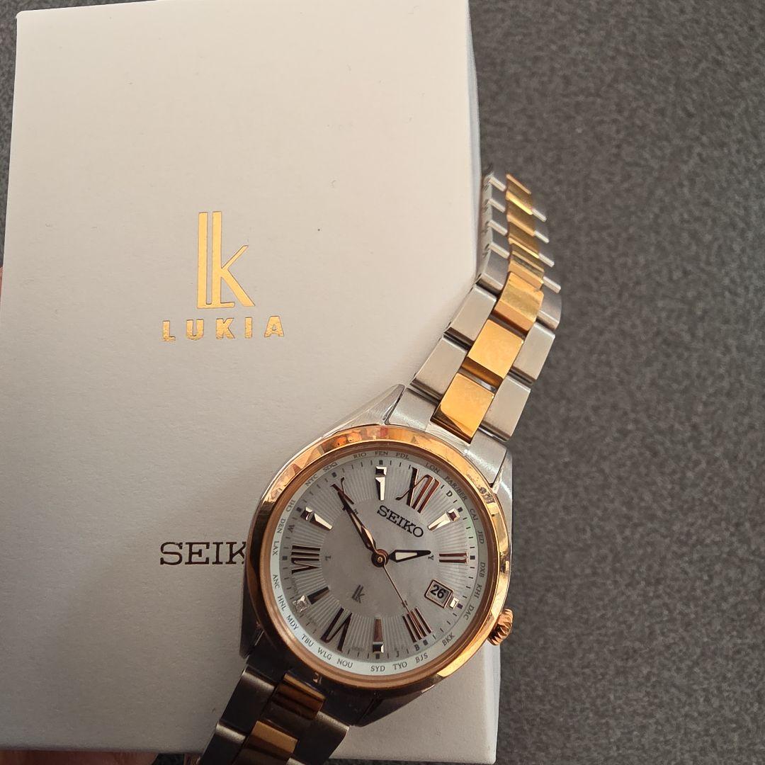 ももはな　SEIKO/LUKIA腕時計 1Pダイヤ 1B35-0AA0