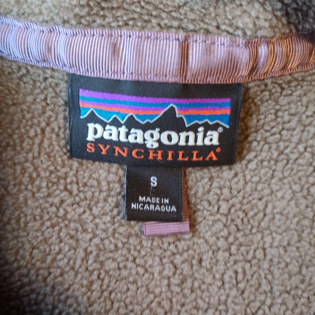 美品patagonia スナップＴ