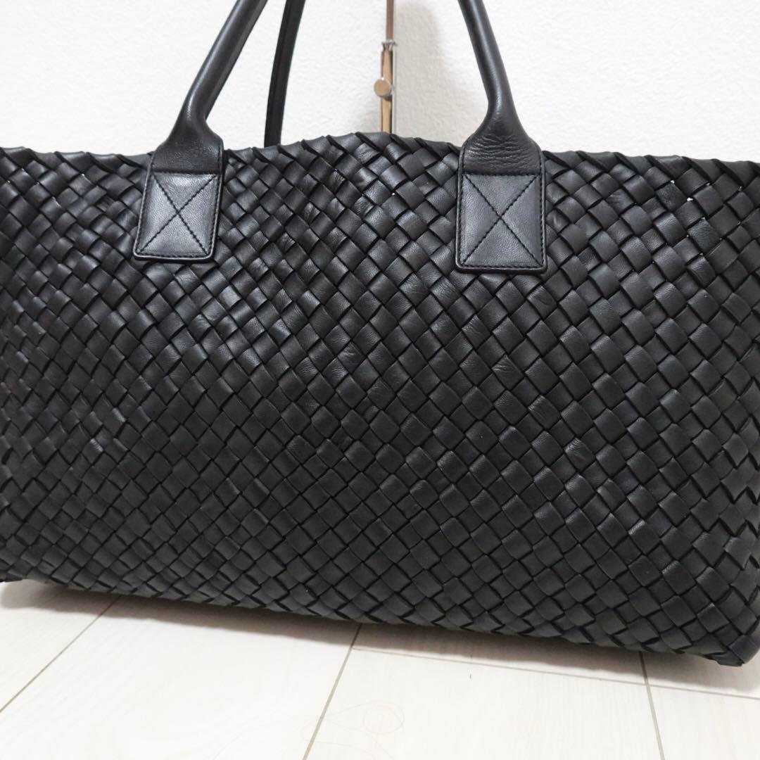 ボッテガヴェネタ　カバ　MM トートバッグ　ビジネスバッグ　黒　イントレチャート