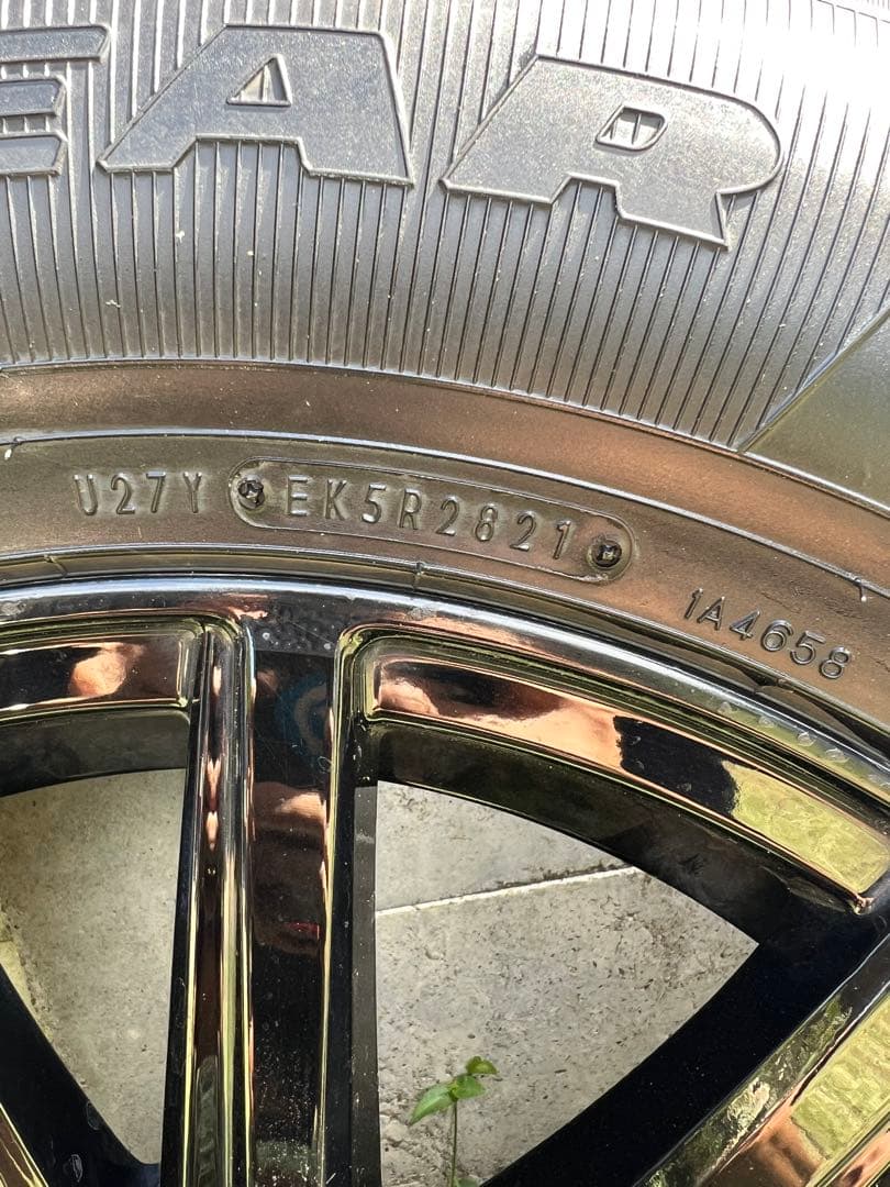 【最終値下げ】プラドスタッドレスタイヤホイール