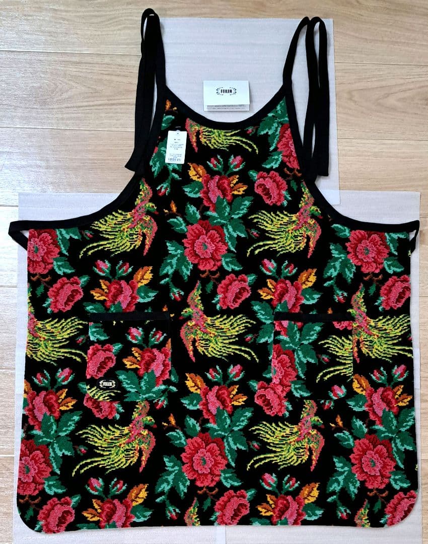 【※新品、タグ付】フェイラー FEILER エプロン フラワー 花柄 鳳凰 バラ