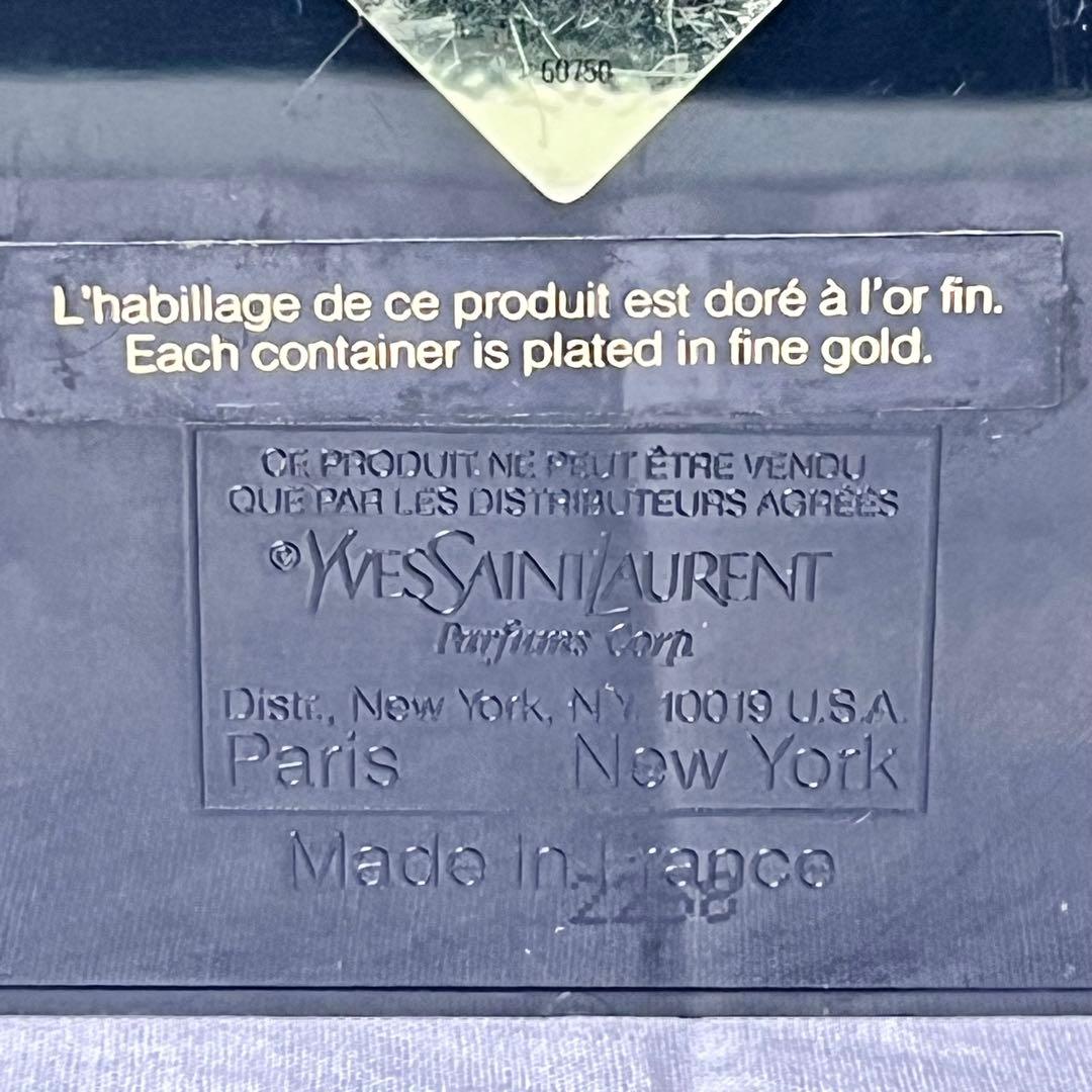 イヴ・サンローラン シルキー フィニッシュ プレストパウダー No.3