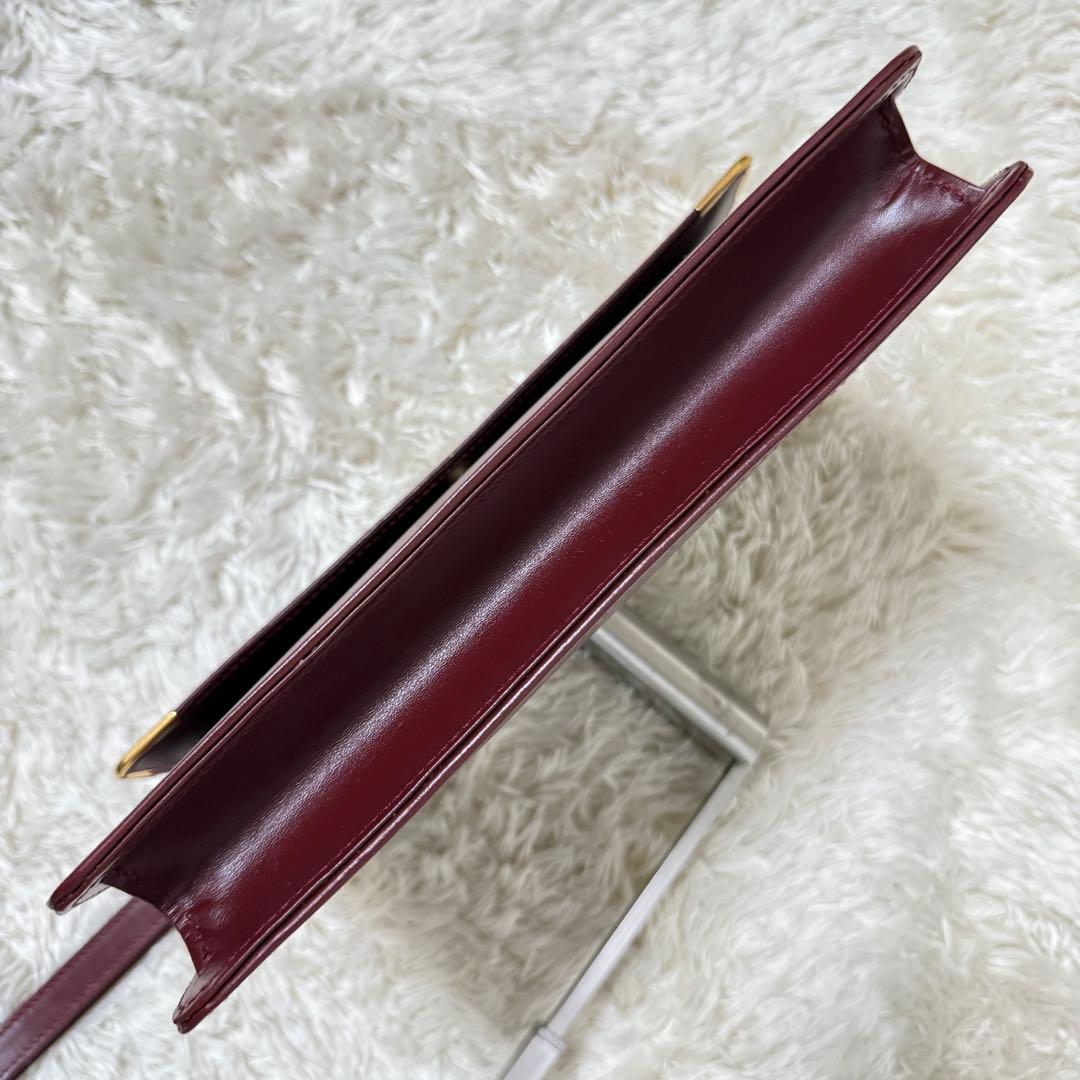 カルティエ　Cariter　マストライン　クラッチバッグ　ボルドー　ロゴ金具