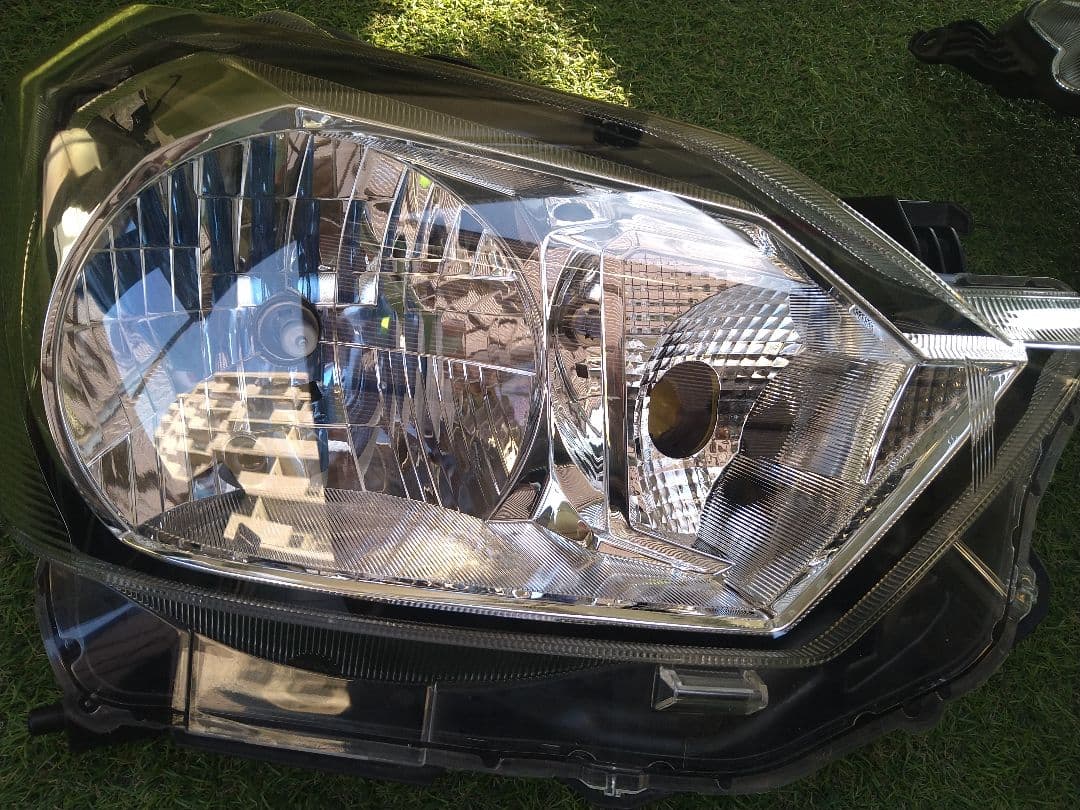 ミライース　la350　ヘッドライト左右　ピクシスエポック