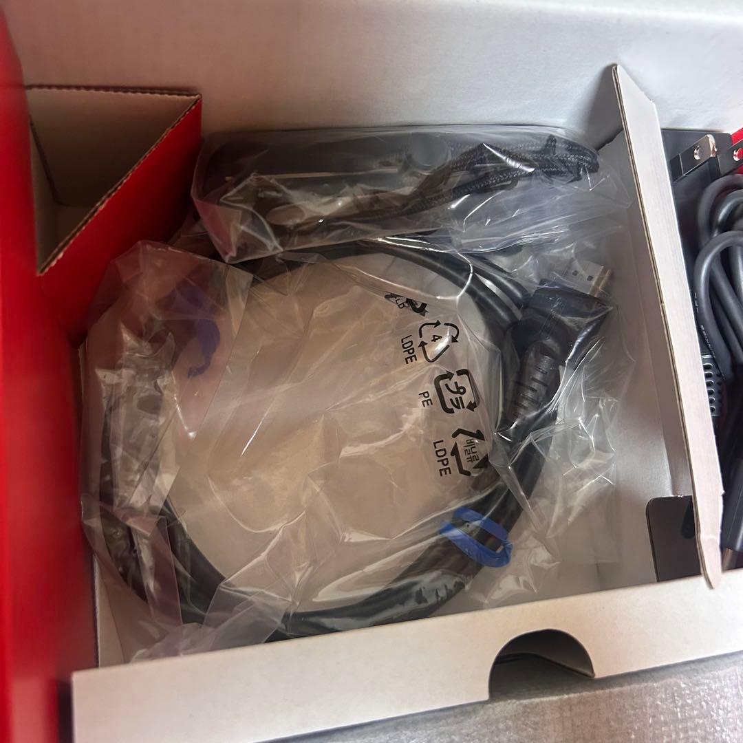 ニンテンドー　Switch バッテリー強化版　スイッチ