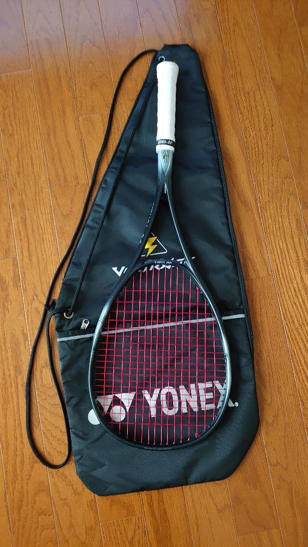 ボルトレイジ 8S テニスラケット中古品