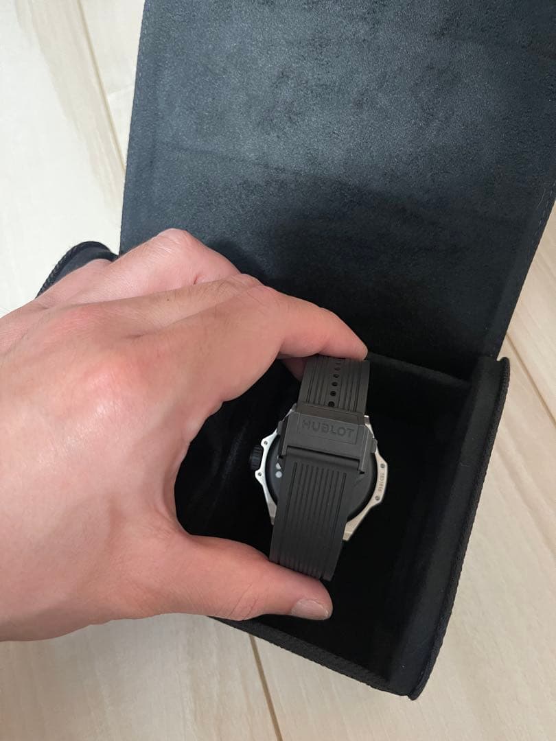 HUBLOT GEN3 スマートウォッチ　新型　新品同様　ウブロ