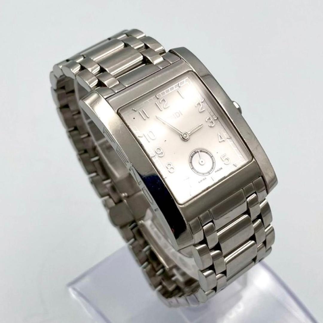 457 フェンディ 7000G 腕時計 スクエア ホワイト文字盤 スモセコ