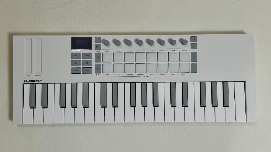 DTM・DAW NOVATION Launchkey Mini 37 White