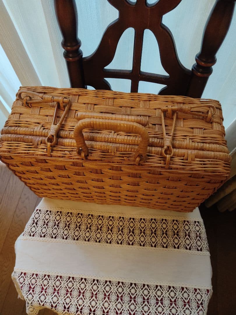 バスケット　カゴ　かご　籐　ラタン　ヴィンテージ