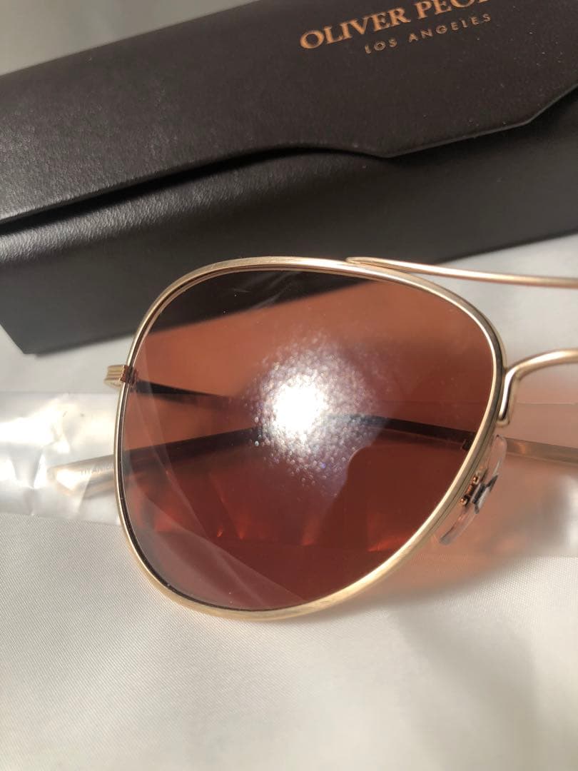 OLIVER PEOPLES×THE ROW EXECUTIVE SUITE