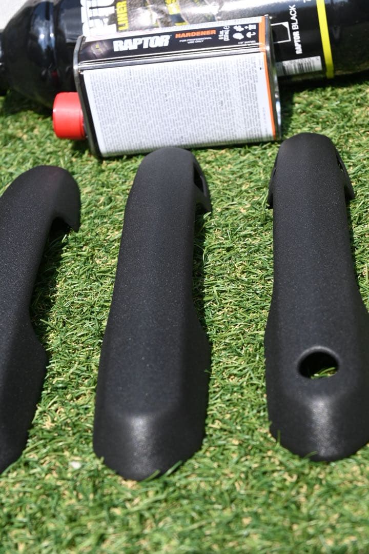 rav4 ドアハンドルカバー　ホールプロテクター　ラプターライナー　新品未使用