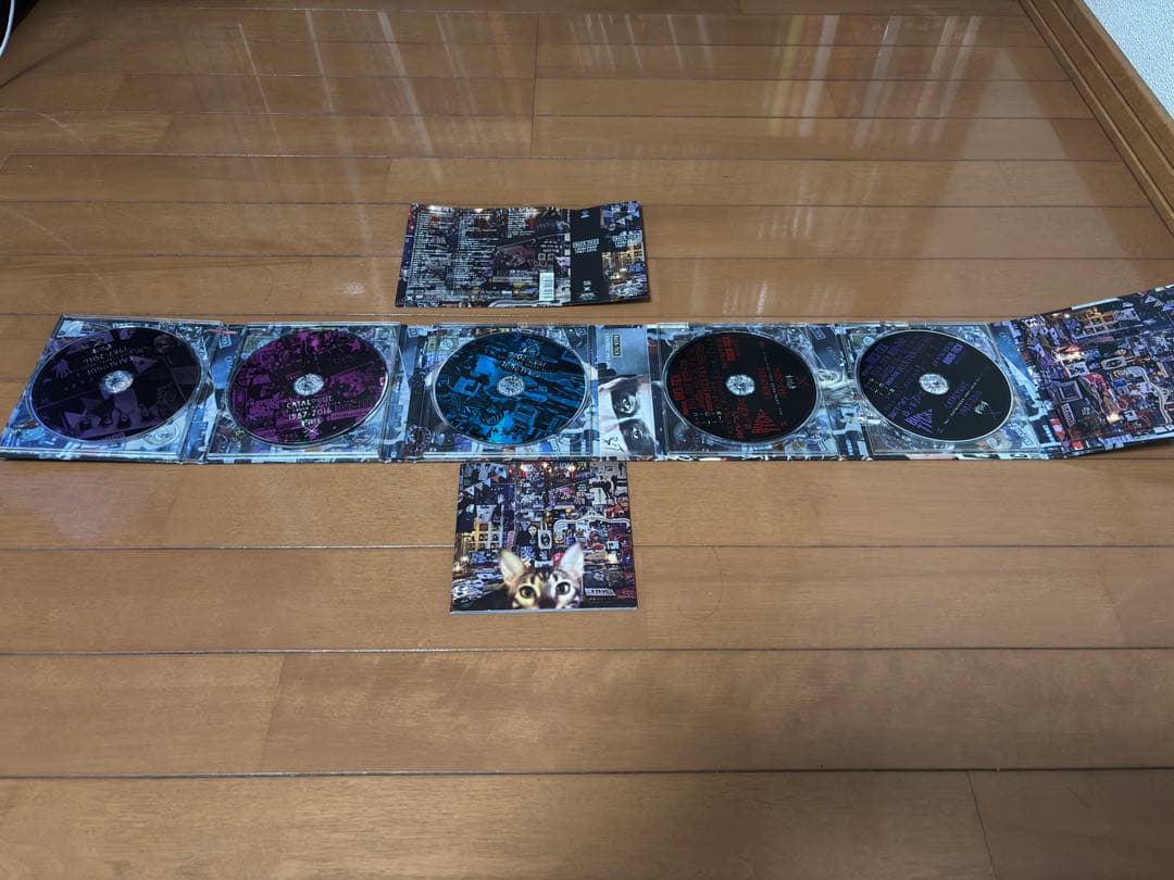 BUCK-TICK CATALOGUE 1987-2016 （初回限定版B)