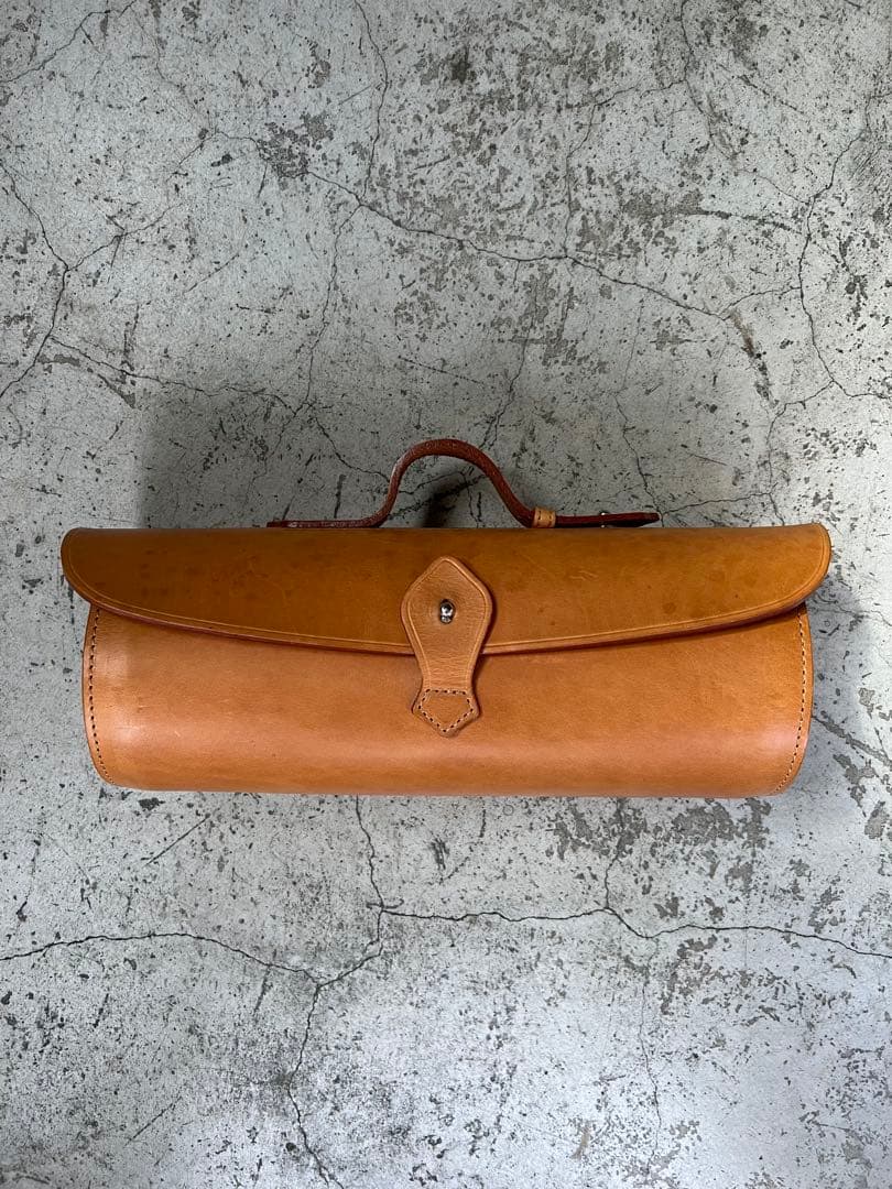 intelligent idiot サドルバッグ トップチューブ用レザーバッグ