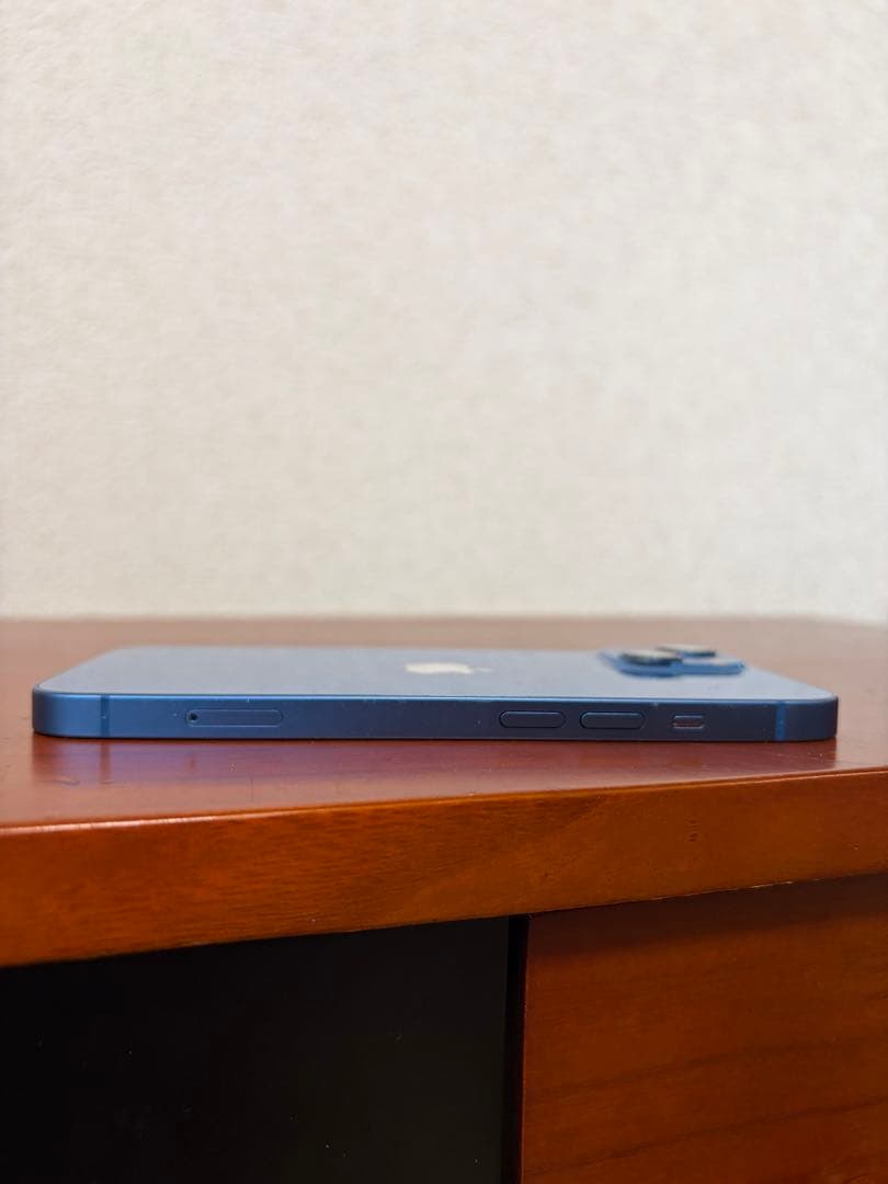 Apple iPhone 13 ブルー SIMフリー　初期化済み