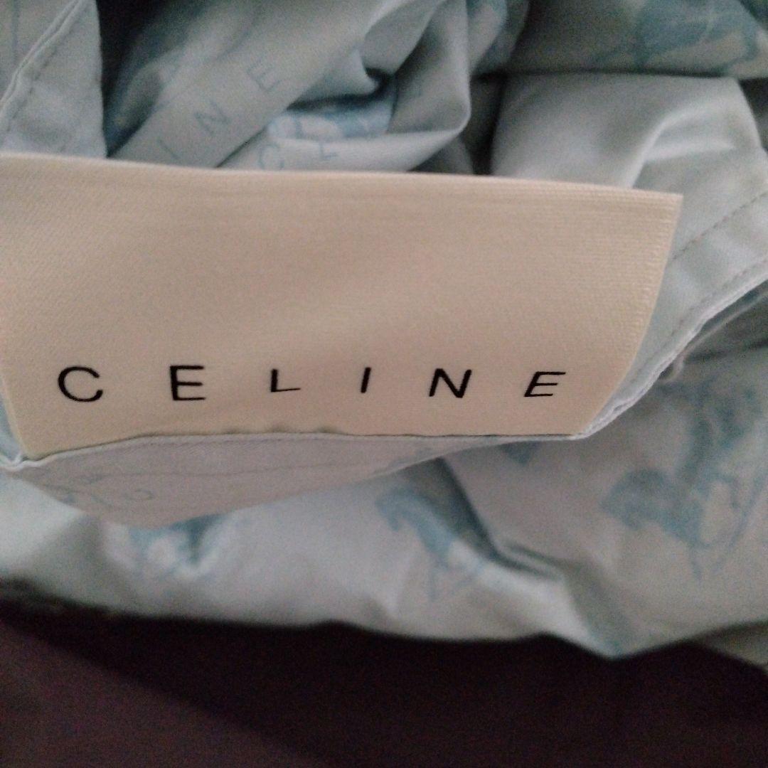 ジ*ン様 CELINE 馬車柄、羽毛掛けふとん 150×210cm未使用