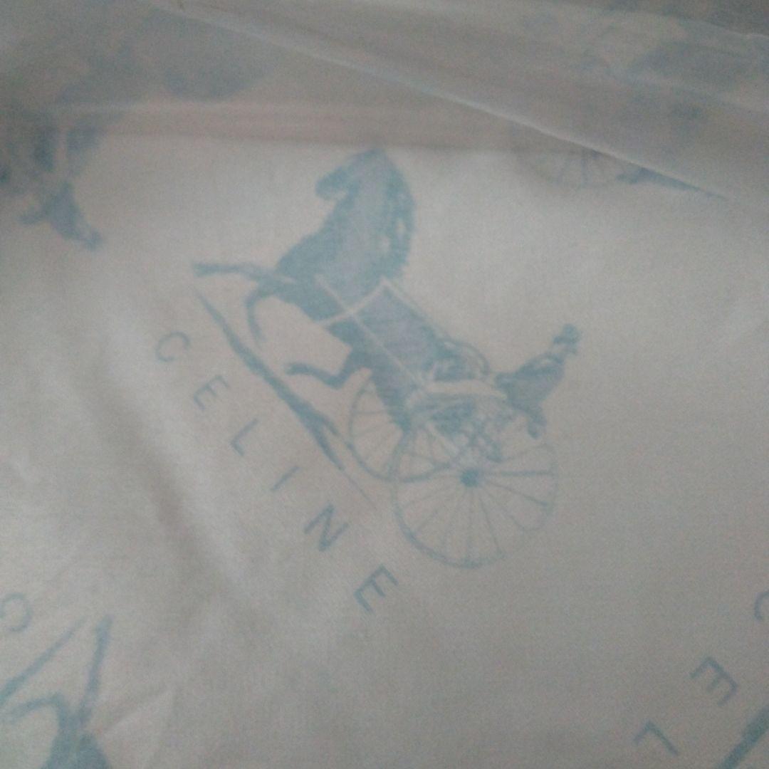 ジ*ン様 CELINE 馬車柄、羽毛掛けふとん 150×210cm未使用