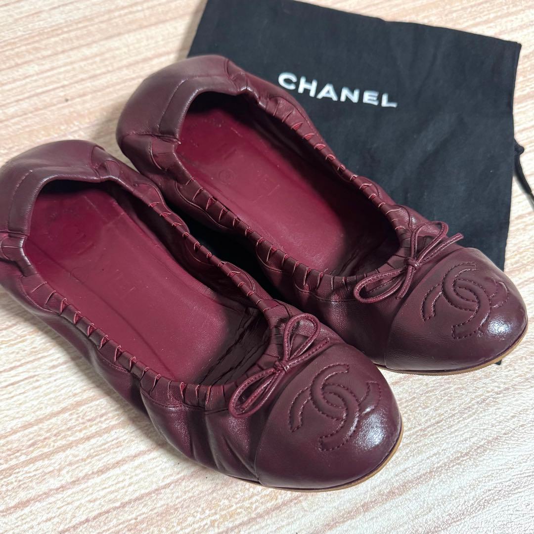 CHANEL バーガンディ バレエシューズ ココマーク フラット38.5