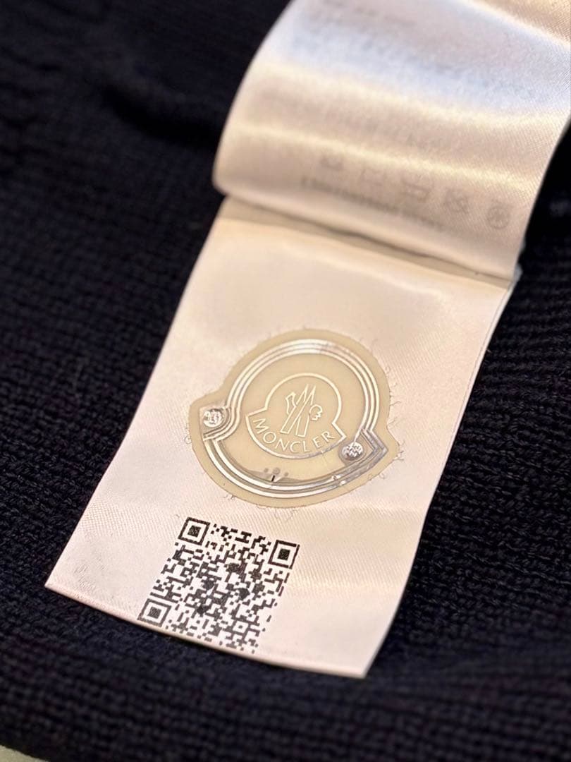 最終価格MONCLER ネイビー ニット帽
