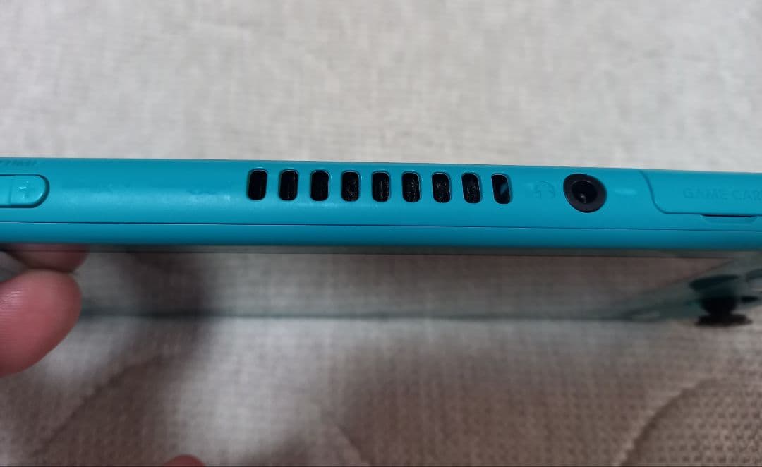 ジ*グ様 Nintendo Switch Lite ターコイズ本体のみ　スティッ