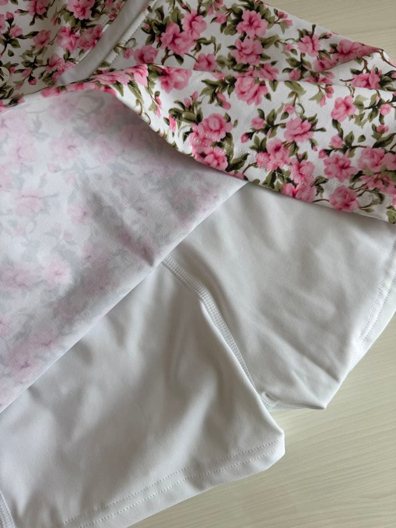 花柄 ミニスカート（インパンツ付き）