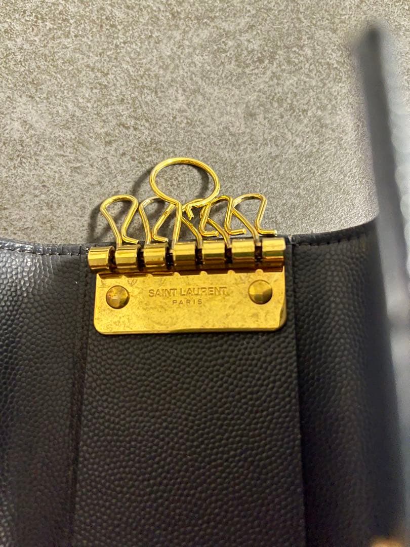 極美品　YSL ダークグレー キーケースサンローラン　キャビアスキン