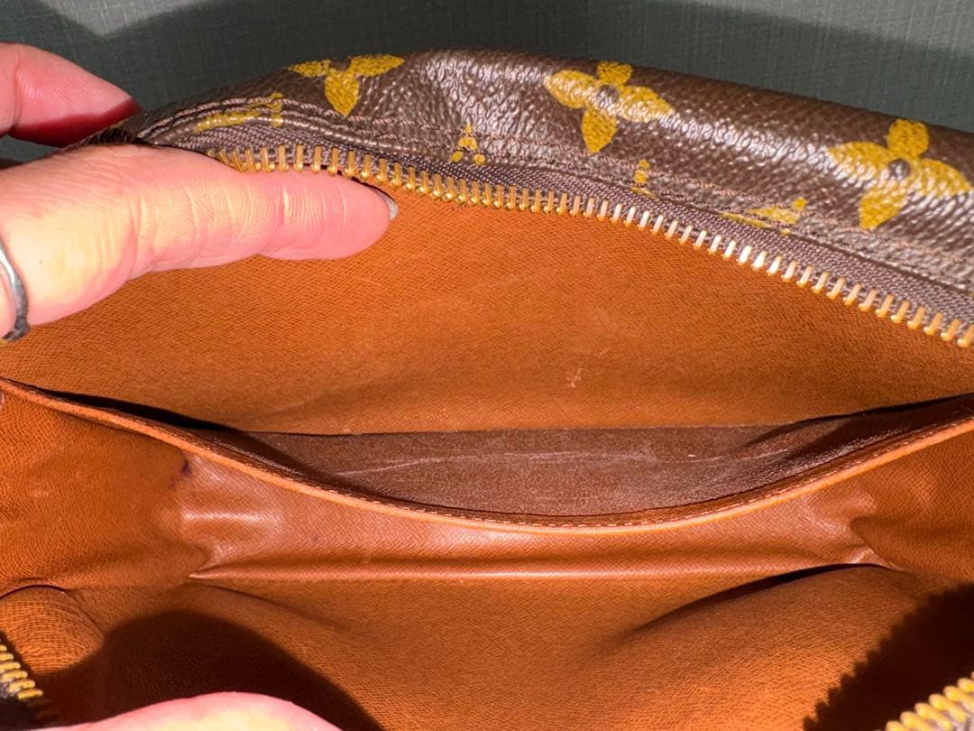 Louis Vuittonモノグラム コンピエーニュ23セカンドバッグ