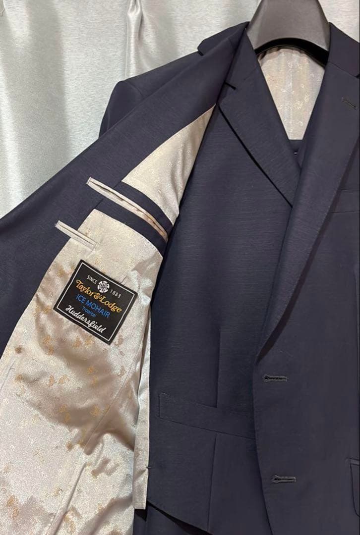 美品 英国製テーラーロッジ　3ピーススーツ　ウール&モヘヤ　光沢&高級感