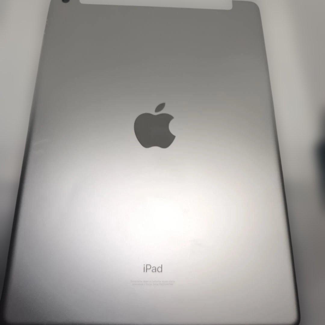 iPad 第9世代 Wi-Fi+Cellular 64GB 90％