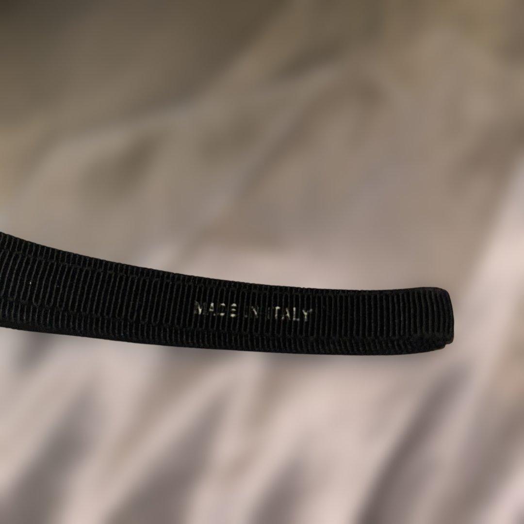 フェラガモ　ブラックヘアバンド ゴールドバックル付き