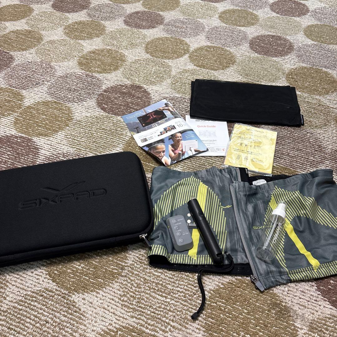 定価半額以下　レアサイズ　SIXPAD パワーコアベルト LLサイズ