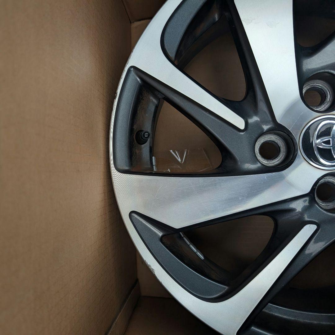 【2本の値段×2口】トヨタ アクア Xアーバン 純正アルミホイール ①