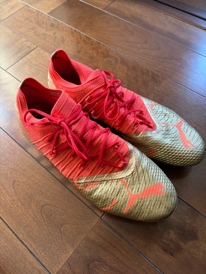 プーマ　フューチャー Z 1.4 NJR FG/AG ロングパイル