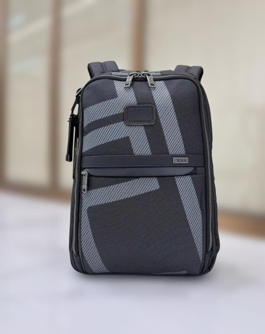 TUMI スリムバックパック 新柄