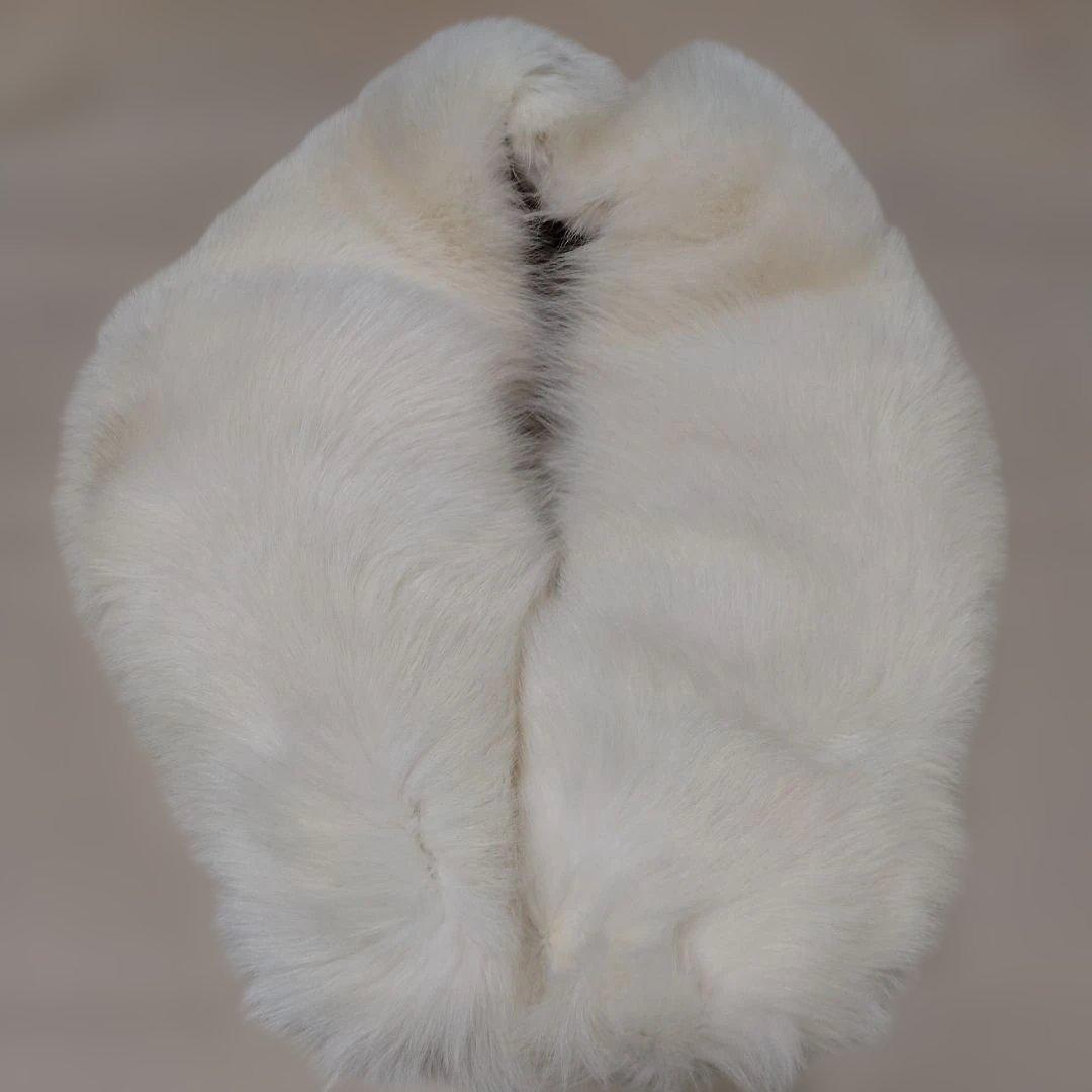 ＳＡＧＡ ＦＯＸ ファーショール　長さ約１１７㌢(毛足含む)　オフホワイト