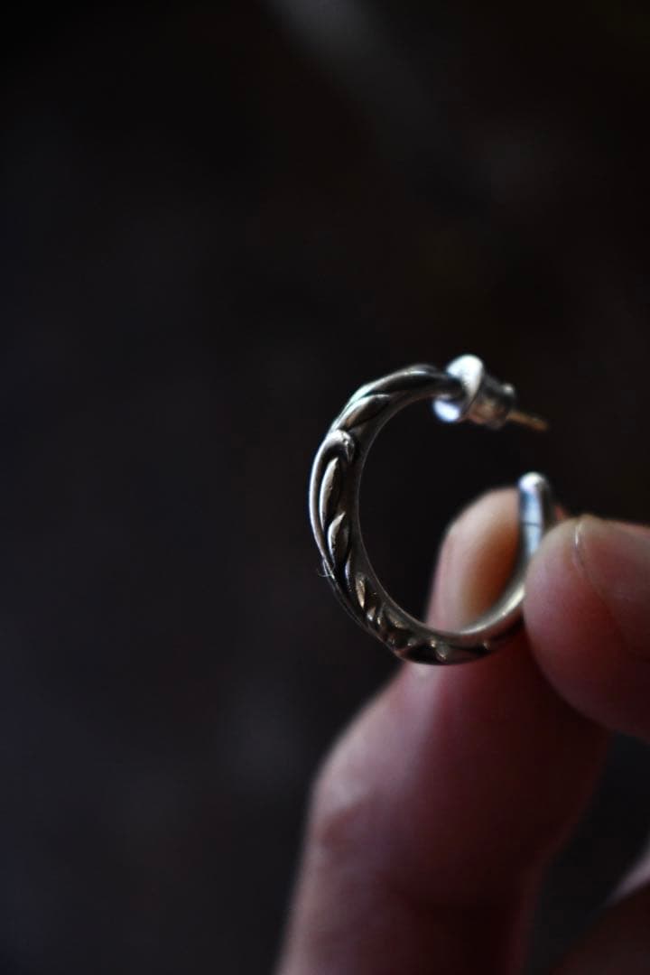 Antidote buyers club ピアス iolom detaj