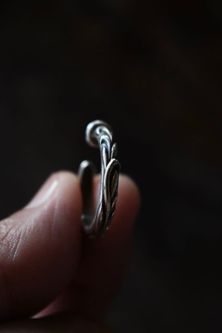 Antidote buyers club ピアス iolom detaj