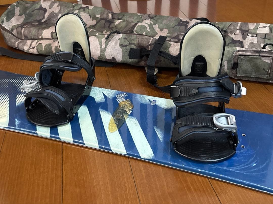 SALOMON SHADE145cm&Burton 迷彩ケース156cm