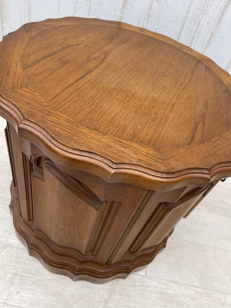 ドラムテーブル キャビネット 観音開き イギリス アンティーク調 サイドテーブル