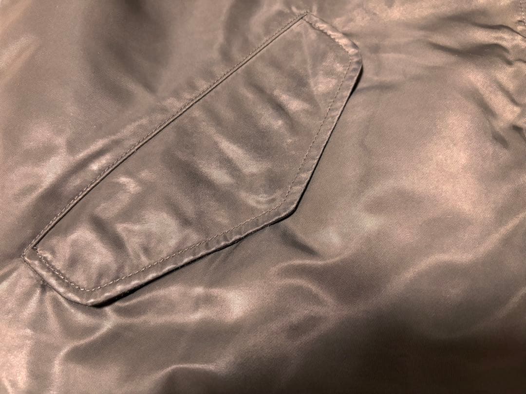 【希少XL】初代 ユニクロ＋J ハイブリッドダウンオーバーサイズ MA-1カーキ