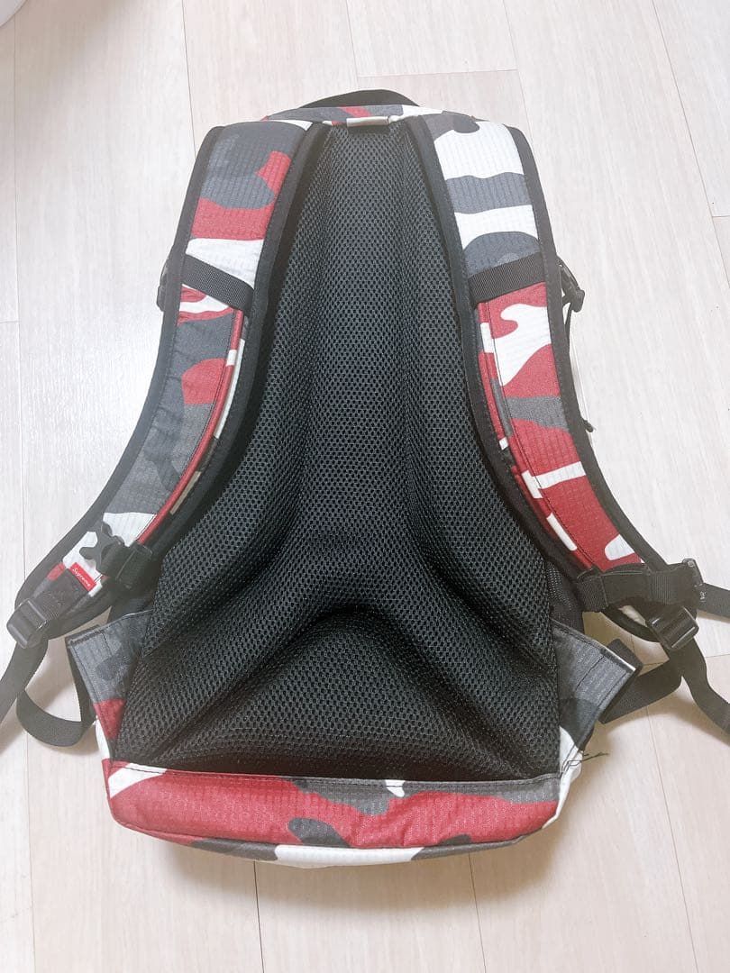 supreme 21ss バックパック 赤カモ 土日価格