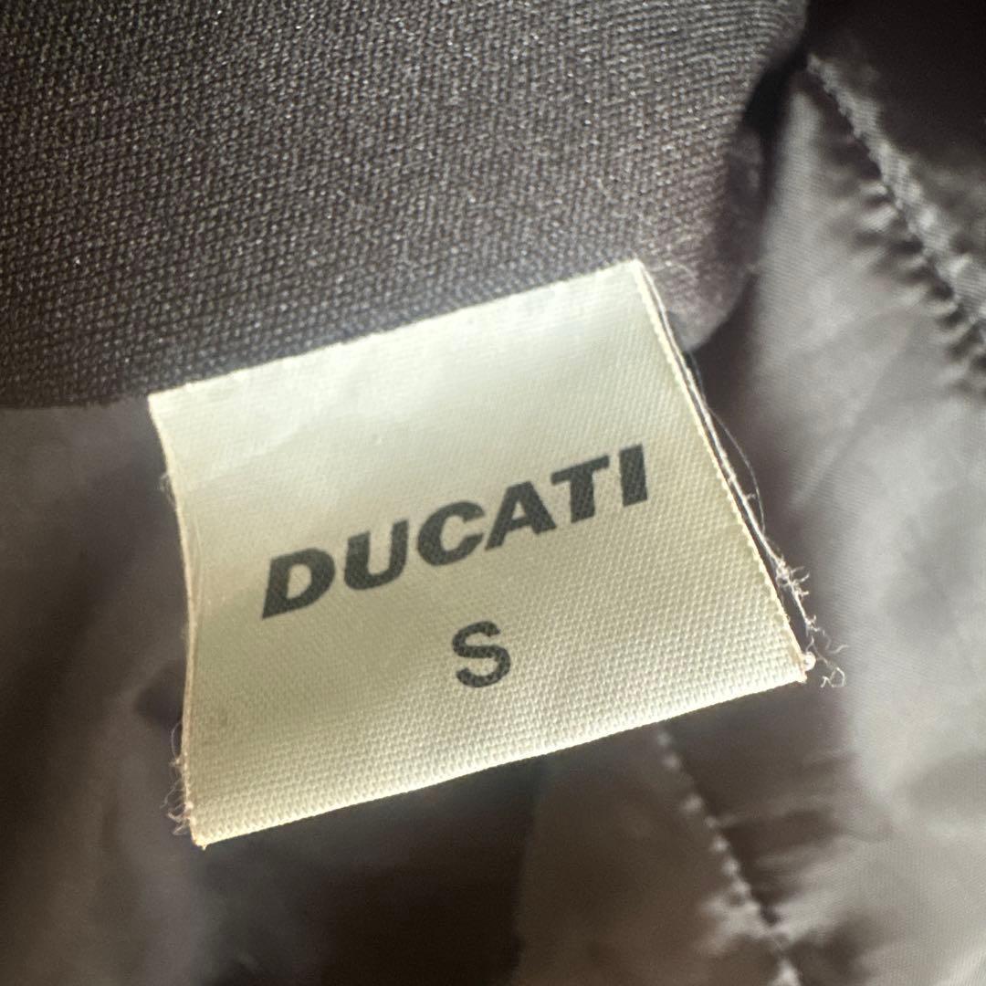 DUCATI　ジャケット　プロテクター付き　S