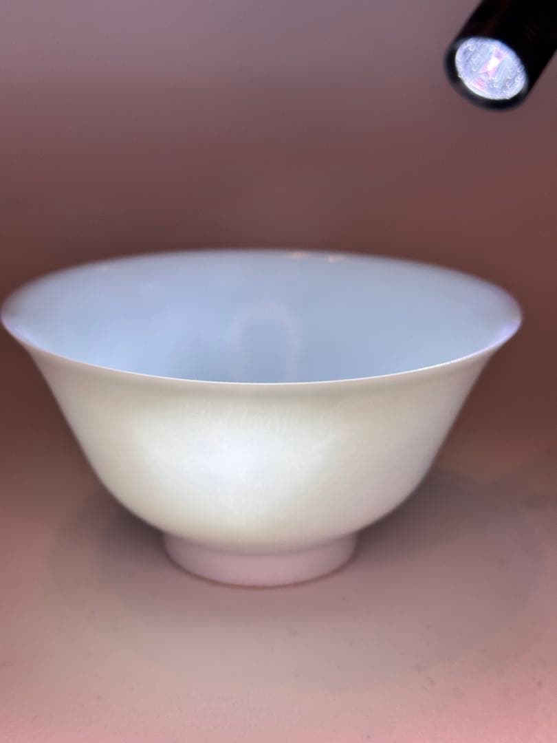 清時代　暗刻 二龍戯珠 龍紋 碗　白釉　中国古美術　時代物