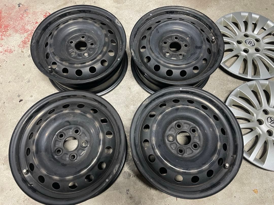 PCD100 5穴　スチール　鉄チンホイール　15インチ　トヨタ　プリウス