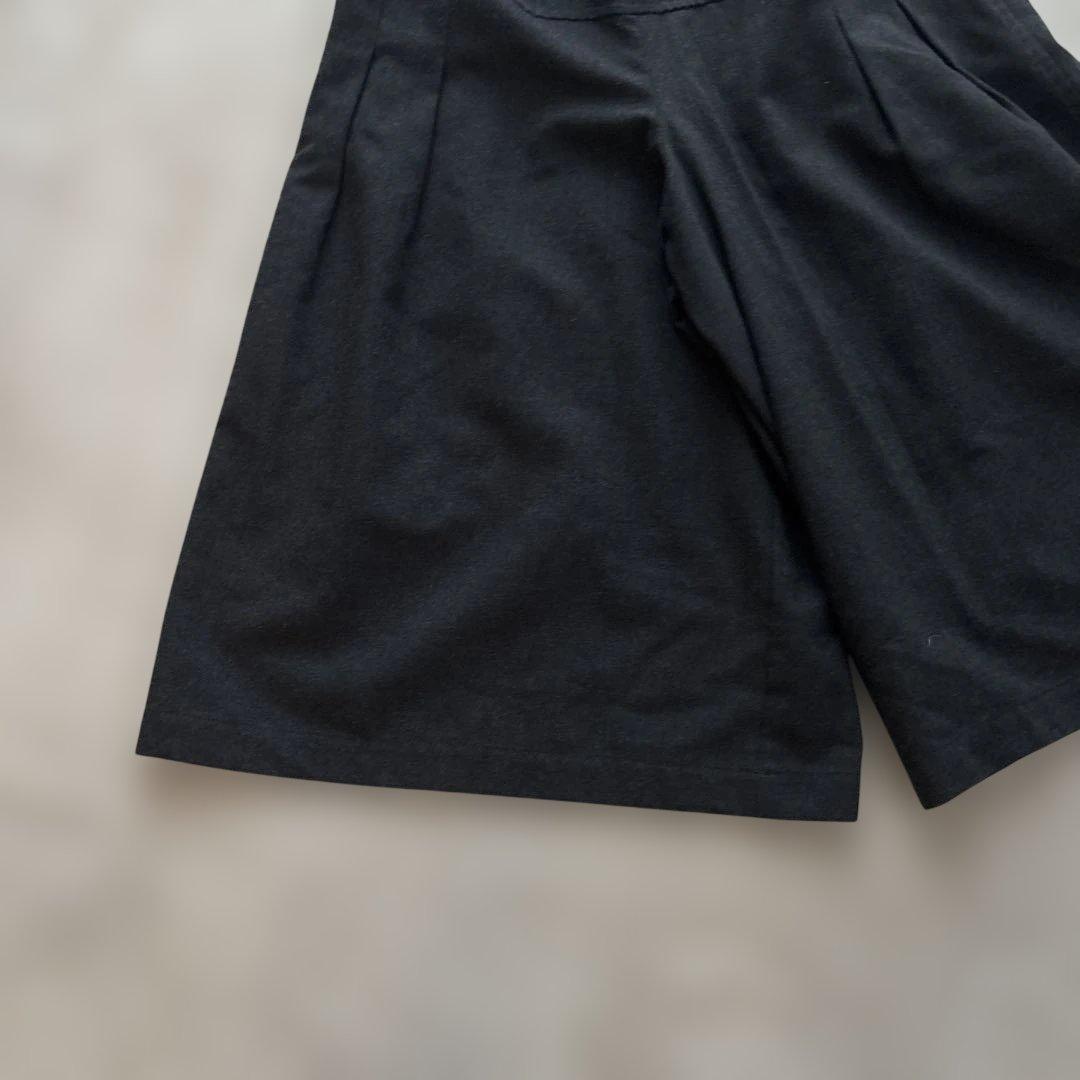 美品【ウール100】トリココムデギャルソン　キュロットパンツM 濃灰　タック入り
