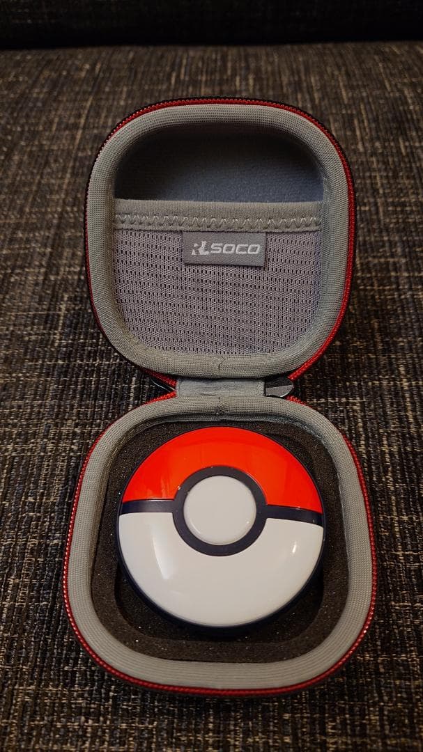 ポケモンGO Plus + 専用ケース付