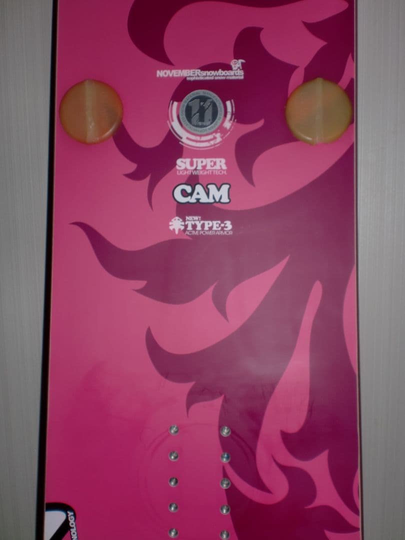 スノーボード　板　ノーベンバー　november　アーティスト　artiste