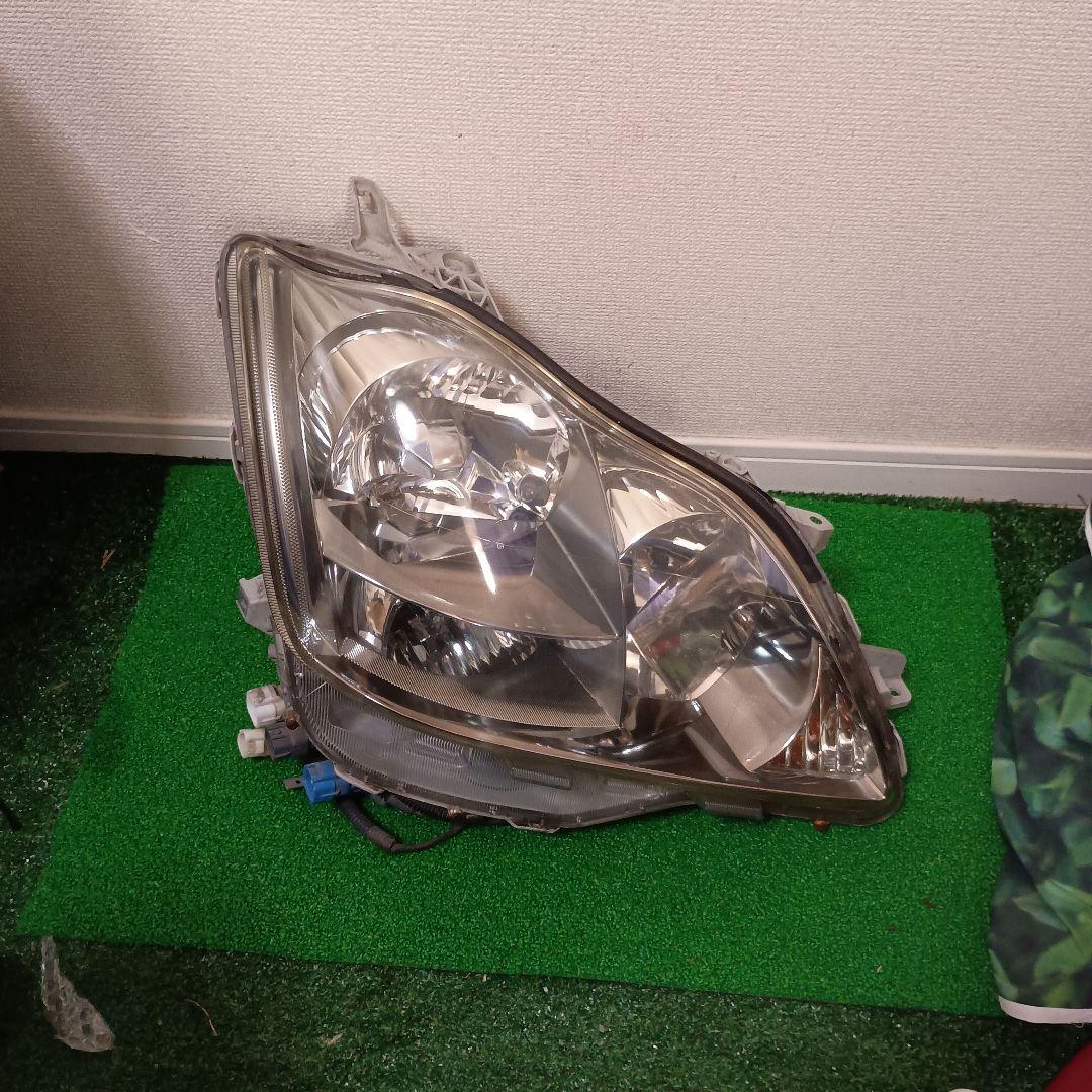 トヨタ クラウン DBA-GRS184 (2006年) 右ヘッドライト Assy