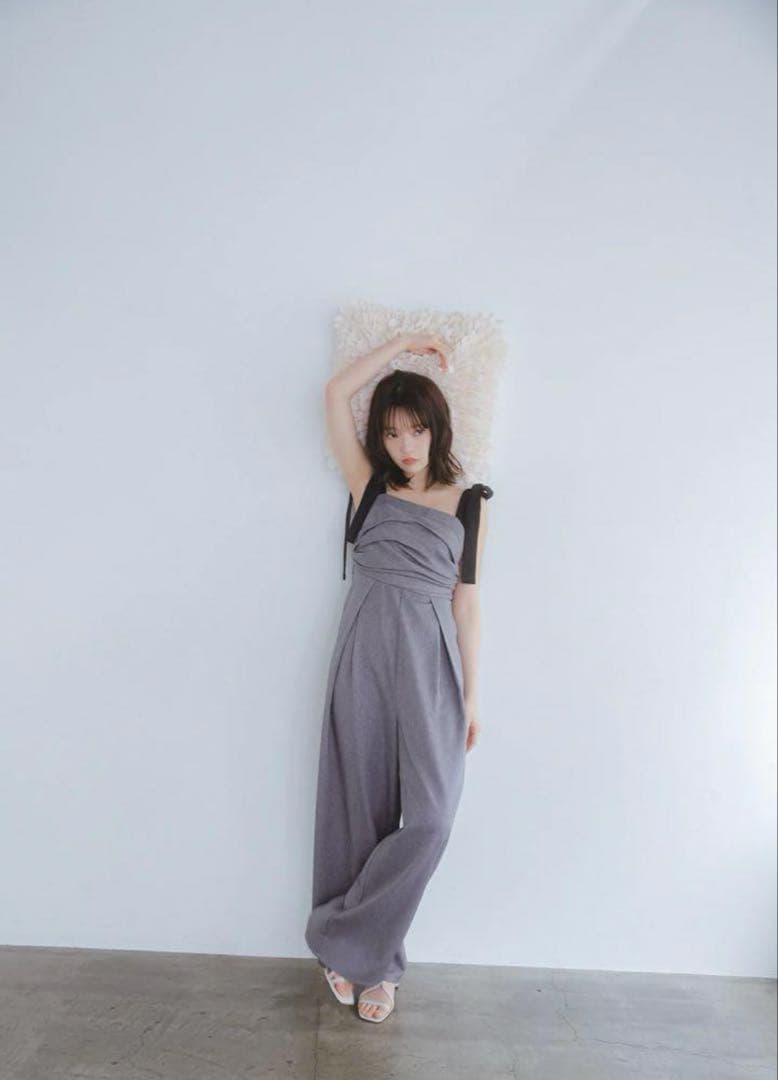 最終値下げ　新品タグ付　ribbon shoulder combinaison